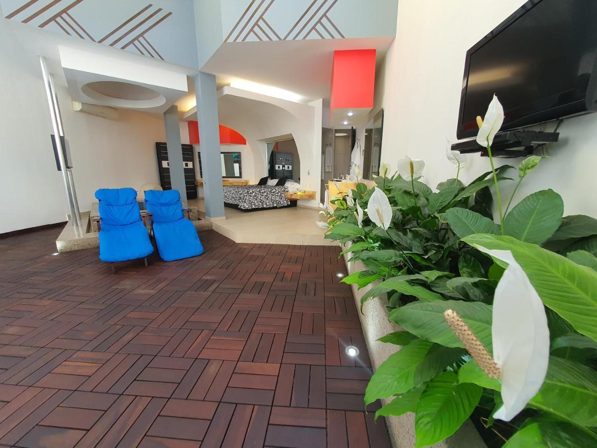 Hotel Alcampo Miranda 外观 照片