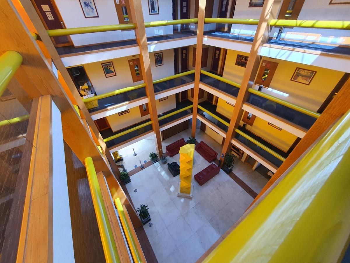Hotel Alcampo Miranda 外观 照片