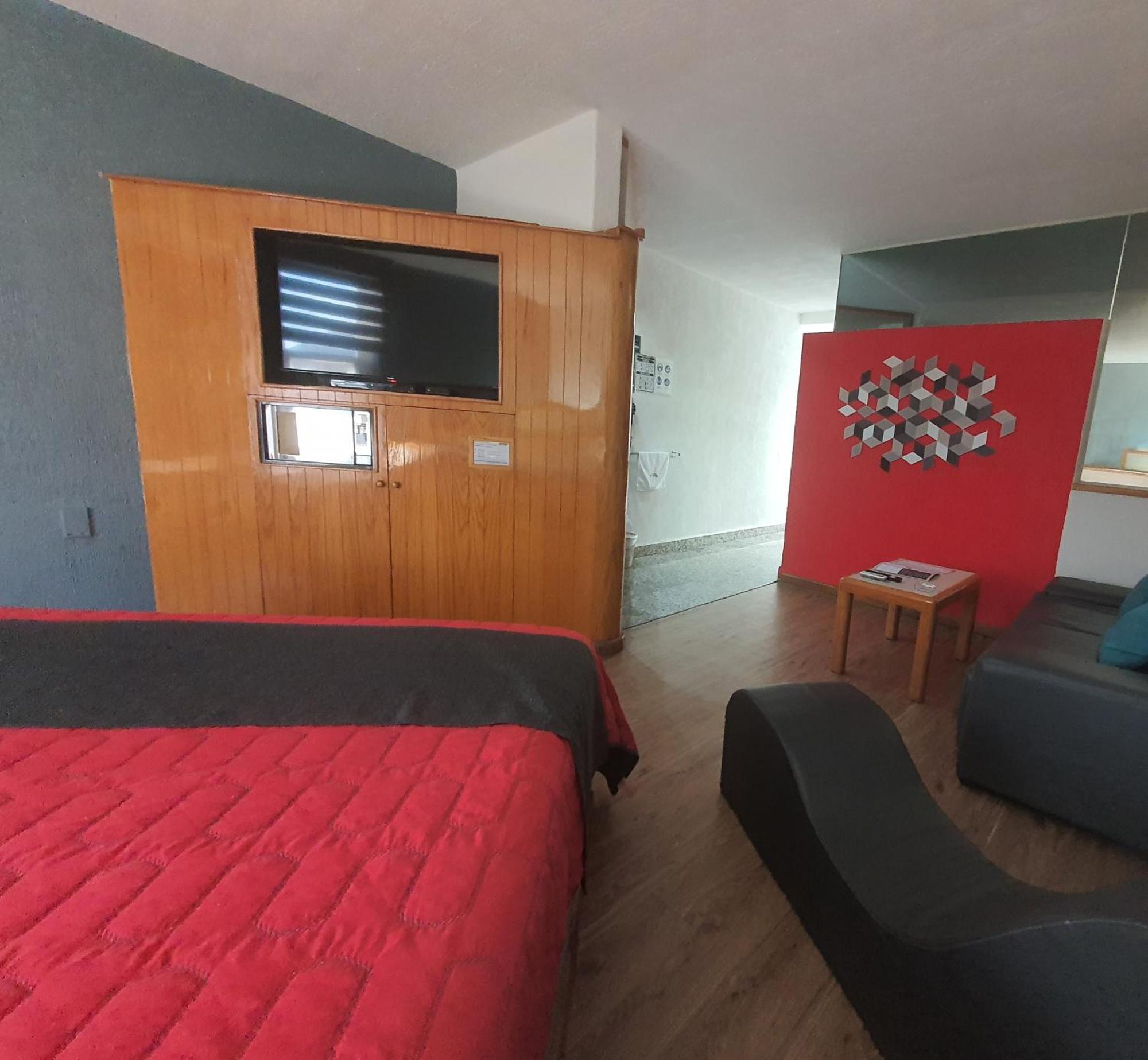 Hotel Alcampo Miranda 外观 照片